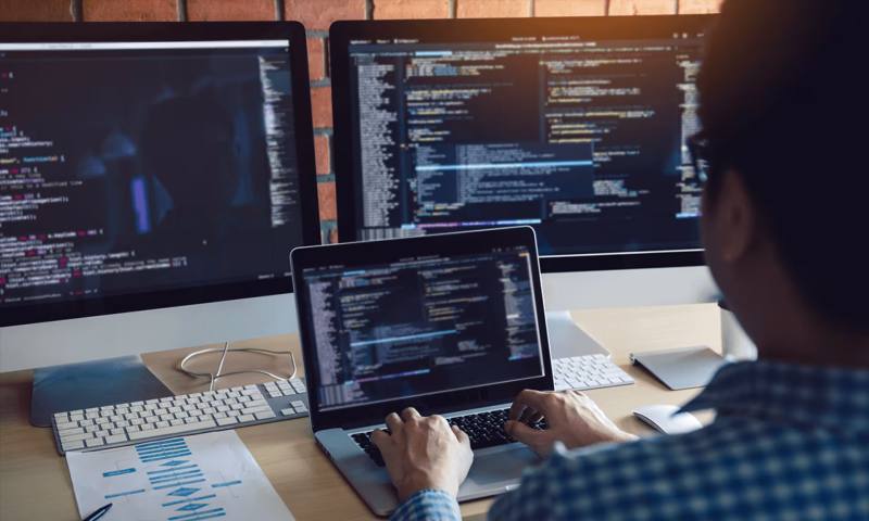 数据科学选型：R与Python如何赋能宝坻区网站建设？